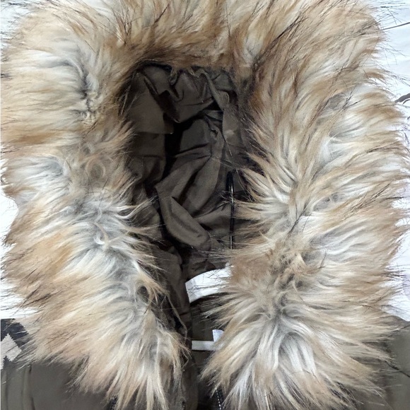 🔥NWT🔥 Derek Lam 10 Crosby Ladies' Down Jacket Size S removable fur - Picture 9 of 12